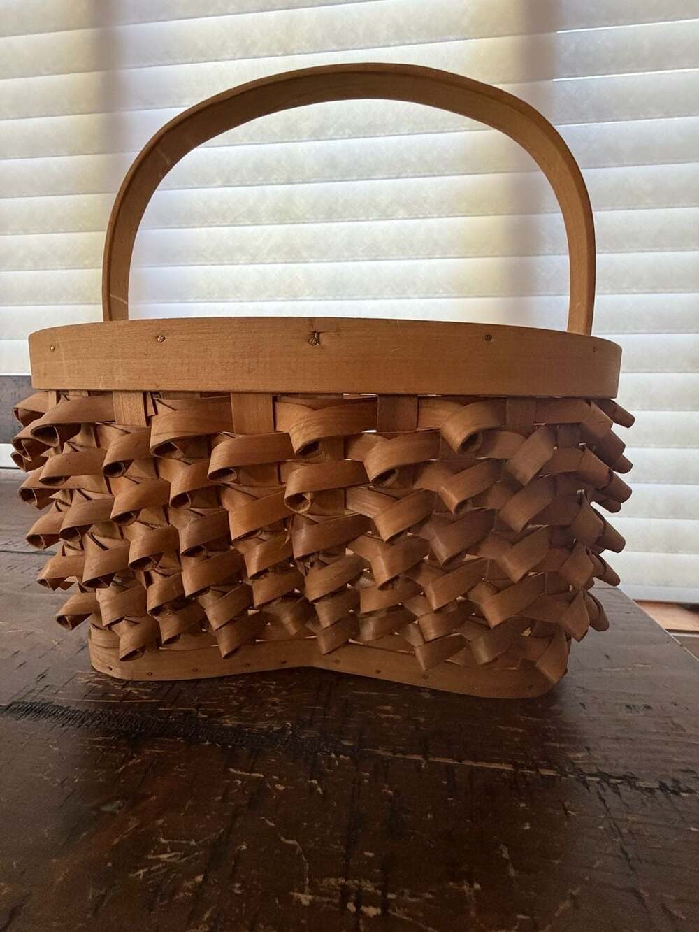Vintage Hand Woven Splint Wood Porcupine Curl Basket with Fixed Handle
